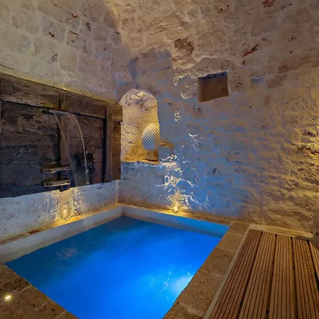 Trulli Capatosta Villa *